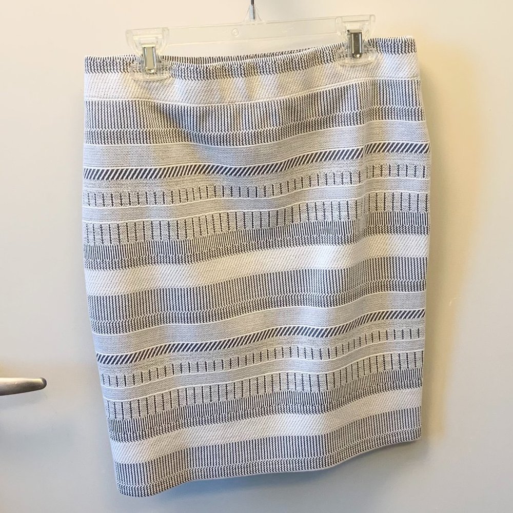 LOFT Petite Summer Blue White Striped Jacquard Shift Skirt - XS Petite